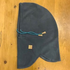 Ski & snowboard hood